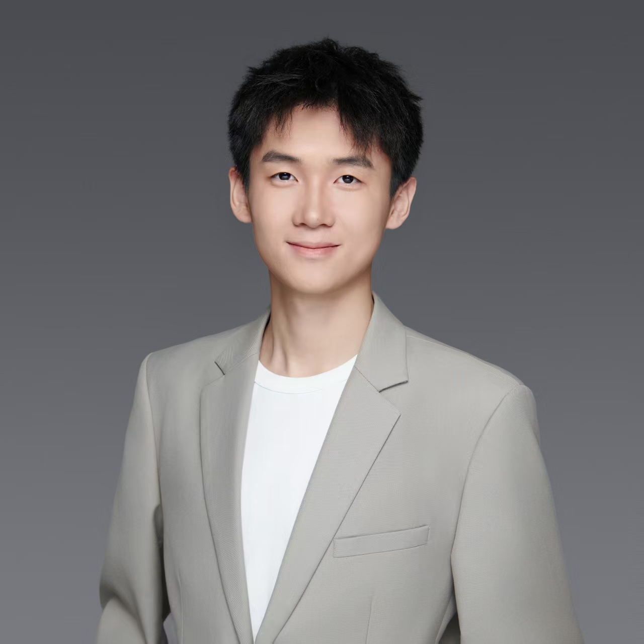 Yifan Jia